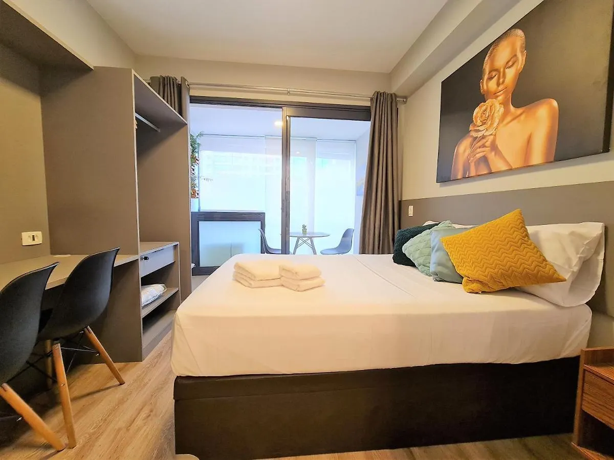 Studio Bene Em Pinheiros. São Paulo Brasilien